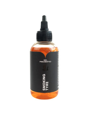 Smoking-Tyre nero gomme auto professionale | Protezione e Brillantezza