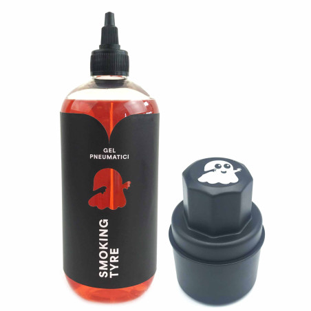 Smoking-Tyre Nero Gomme 500ml con Applicatore - Finitura Brillante e Duratura